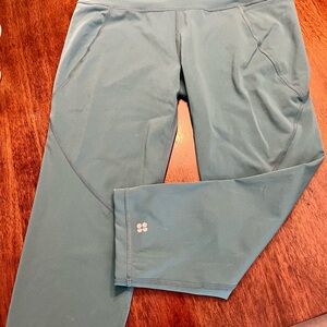 Sweaty Betty Teal Green Cropped Leggings with Pockets - New! Never worn! Size 8